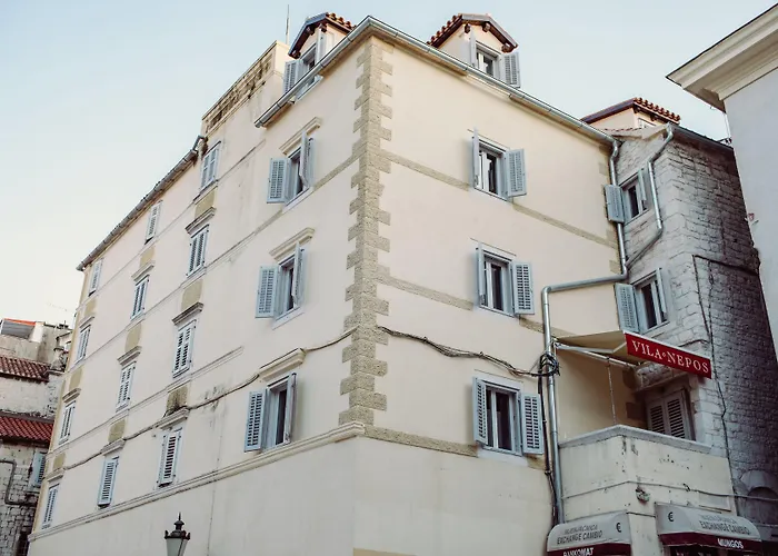 Villa Nepos Hotel